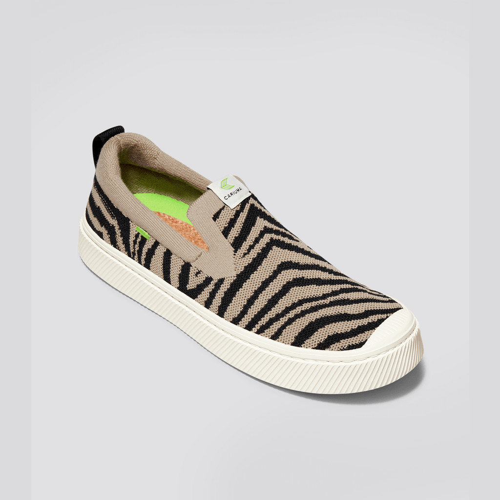 IBI Slip-On Cariuma Low Top Bamboo Weave Knit Vegan Mujer Zebra Print | IG4701256