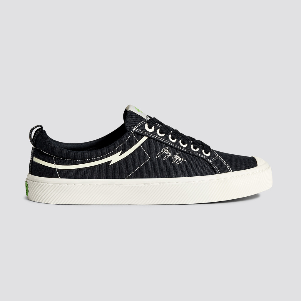 OCA LOW Cariuma Low Top Lona Vegan Hombre Negras | DH9724506