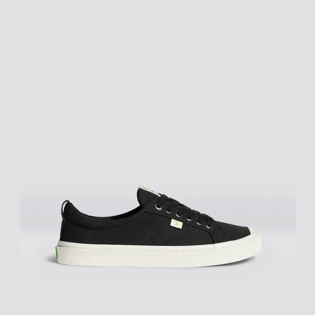 OCA LOW Cariuma Low Top Lona Vegan Hombre Negras | TD3592716